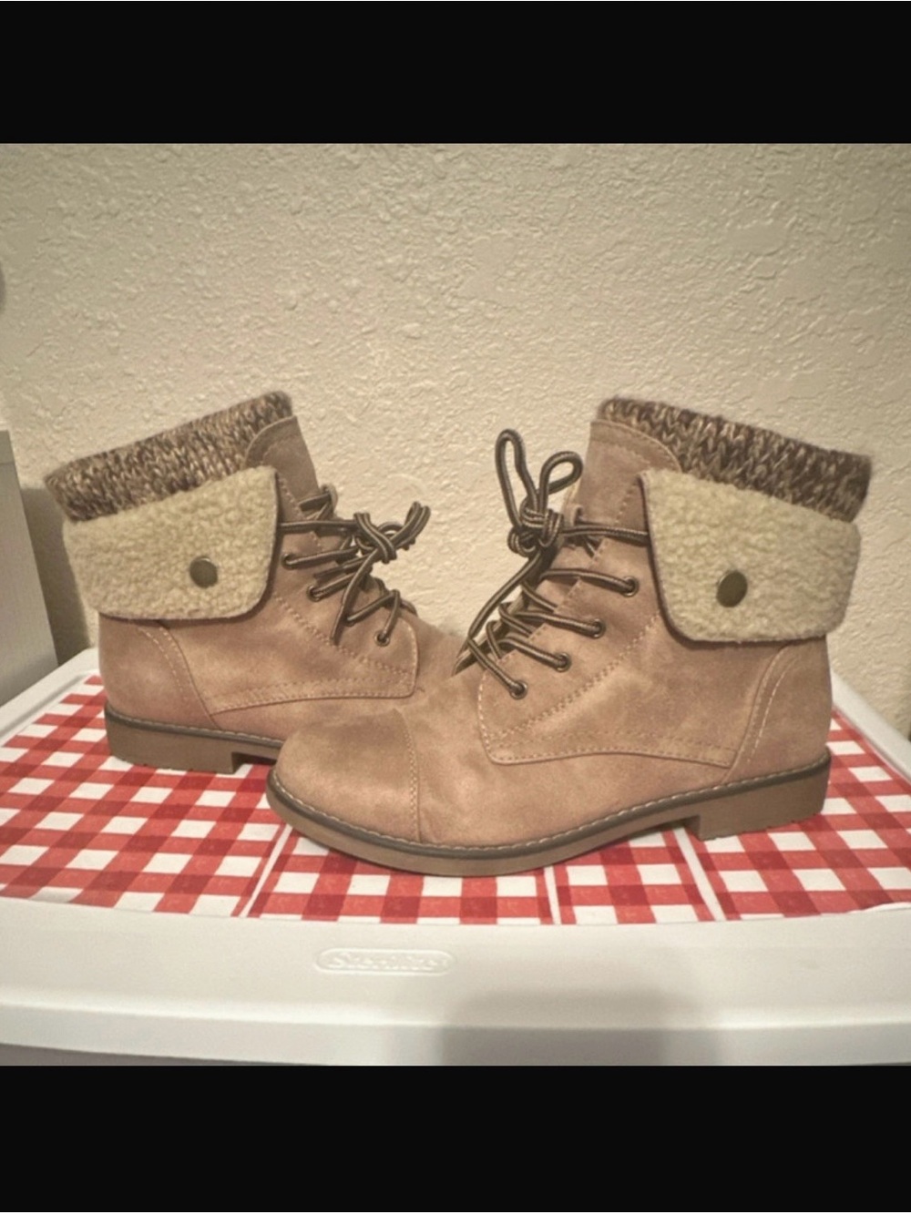 Cliffs by WHITE MOUNTAIN Tan Fold-Over Lace-Up Ankle Boots